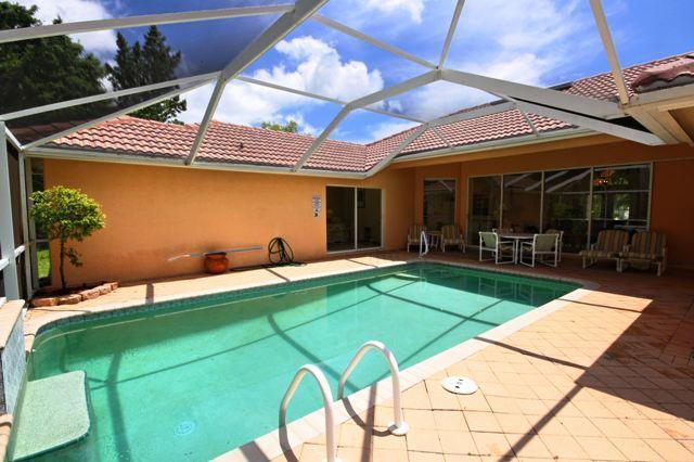 Universal Vacation Homes フォートマイヤーズ エクステリア 写真